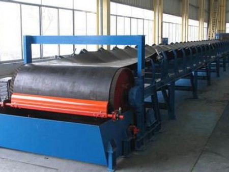 TD75型皮帶輸送機(jī)